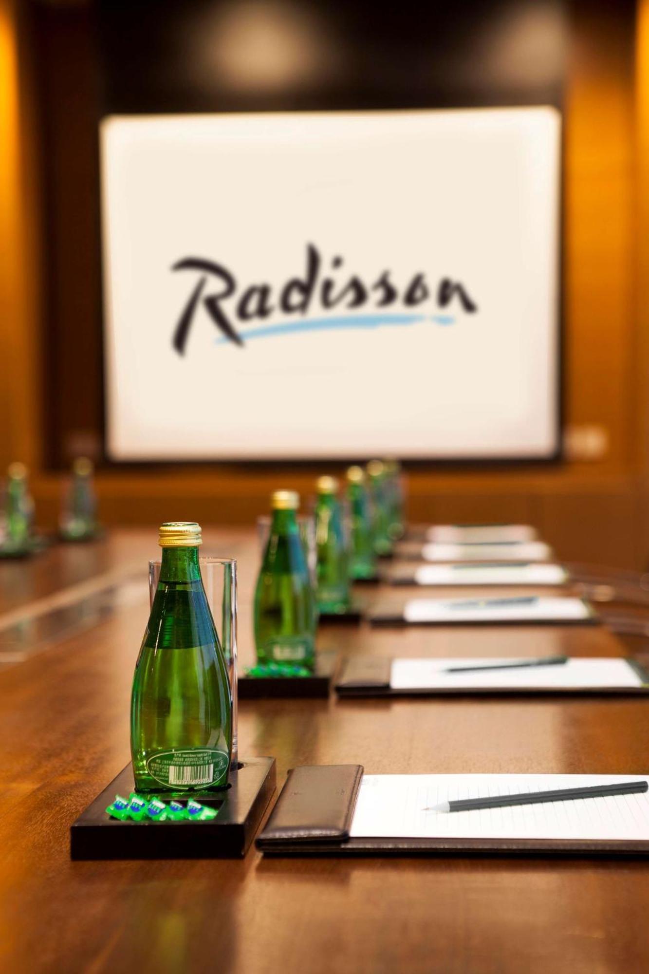 Radisson Hotel Tianjin Aqua City Exterior photo